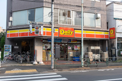 【コンビニエンスストア】デイリーヤマザキ　大森中央店まで324ｍ