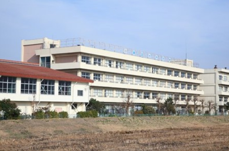 【中学校】市川市立東国分中学校まで673ｍ
