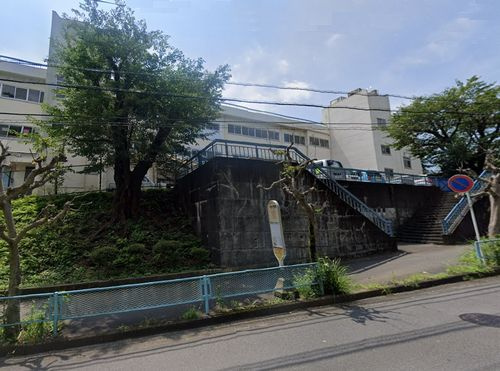 【小学校】二宮町立一色小学校まで311ｍ