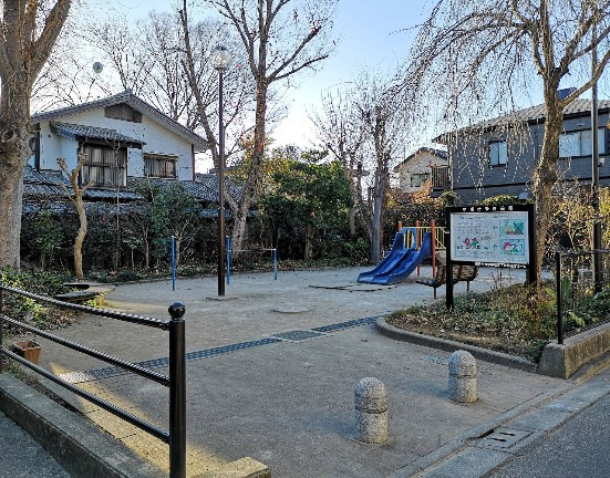 【公園】牛沼けやき公園まで1300ｍ
