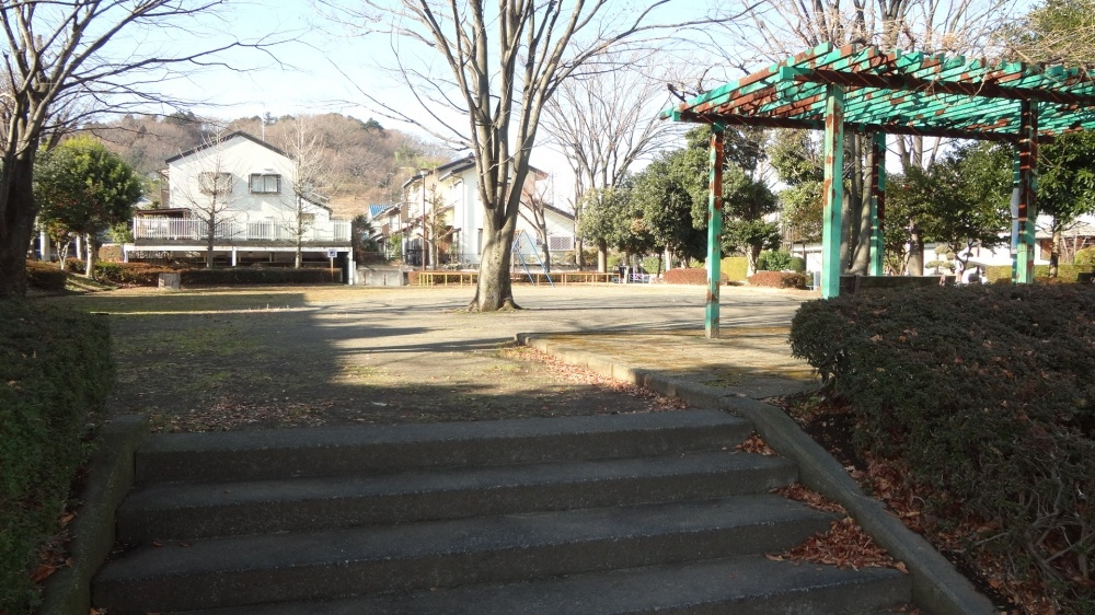 【公園】北野台ひざかり公園まで40ｍ