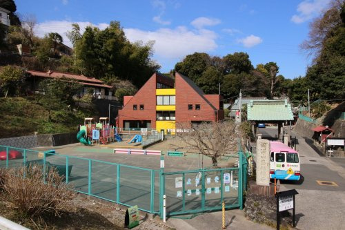 【幼稚園】田浦幼稚園まで883ｍ