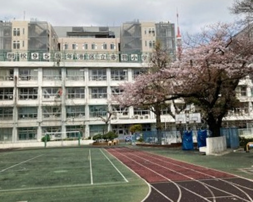 【幼稚園】港区立赤羽幼稚園まで129ｍ