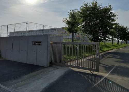 【小学校】滑川町立月の輪小学校まで400ｍ