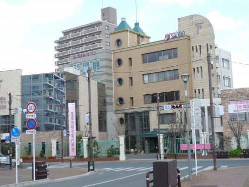 【専門学校】南美容専門学校まで380ｍ