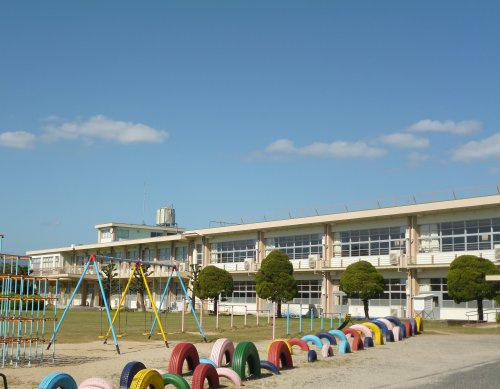 【小学校】菊池小学校まで1517ｍ