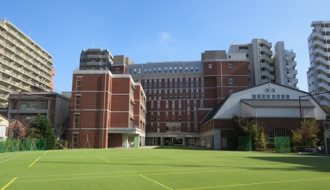 【中学校】文京区立第六中学校まで400ｍ