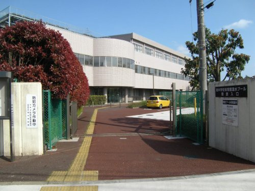 【中学校】南中学校まで99ｍ