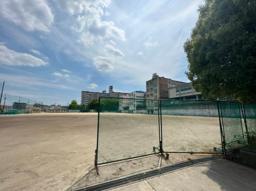 【中学校】名古屋市立猪子石中学校まで1110ｍ