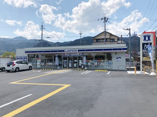 【コンビニエンスストア】ローソン大津坂本七丁目店まで132ｍ