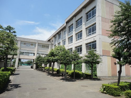 【中学校】藤沢市立滝の沢中学校まで341ｍ