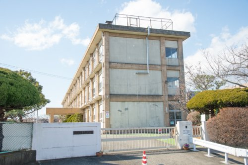 【小学校】平塚市立中原小学校まで614ｍ