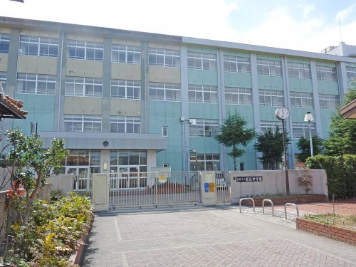 【中学校】市立朝日中学校まで1538ｍ