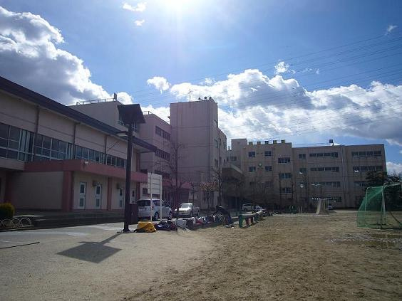 【小学校】越谷市立宮本小学校まで960ｍ