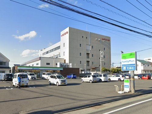 【コンビニエンスストア】ファミリーマート平塚真土店まで353ｍ