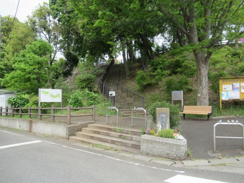 【公園】座間公園まで346ｍ