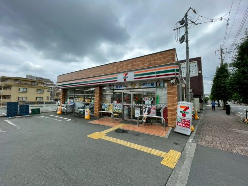 【コンビニエンスストア】セブンイレブン　小作駅西口店まで1314ｍ