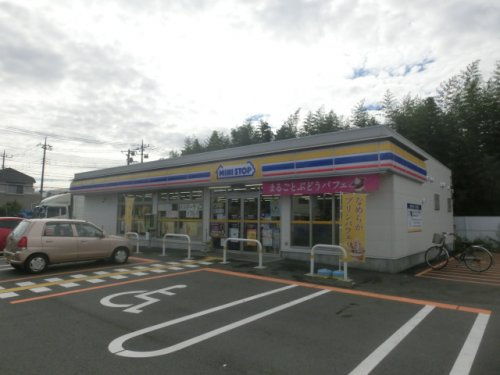 【コンビニエンスストア】ミニストップ　八潮柳之宮店まで688ｍ