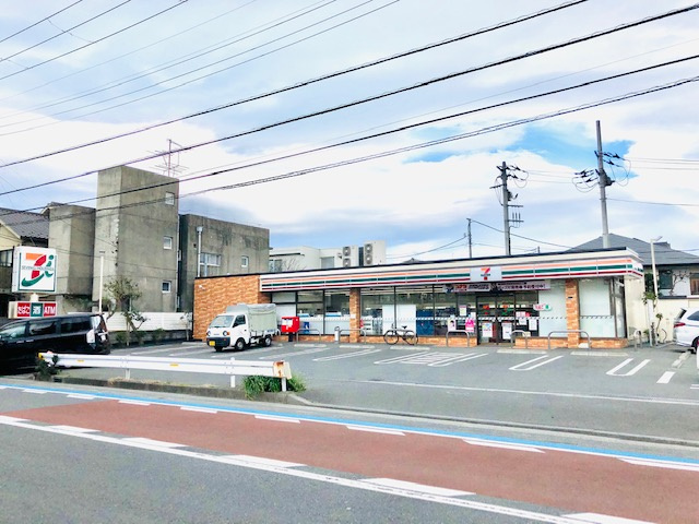 【コンビニエンスストア】セブンイレブン　藤沢鵠沼海岸5丁目店まで550ｍ