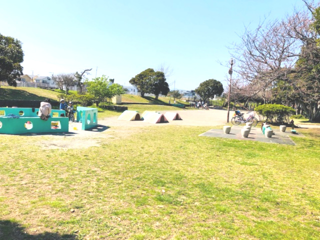 【公園】西方公園まで2282ｍ