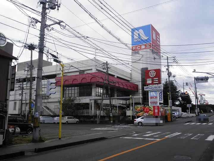 【スーパー】藤三　光町ショッピングセンターまで399ｍ