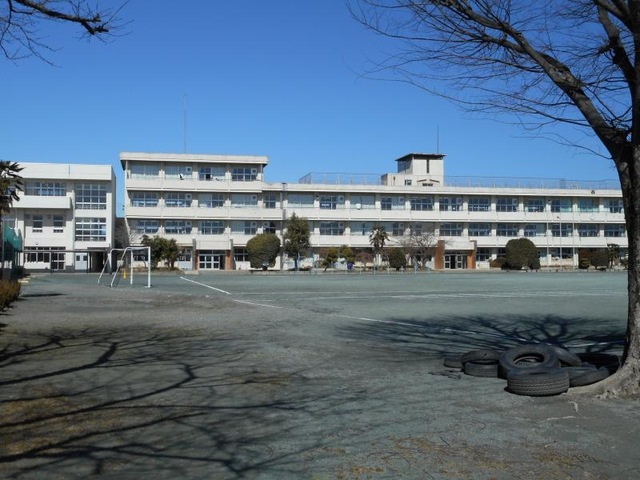 【中学校】伊勢崎市立赤堀中学校 まで2436ｍ