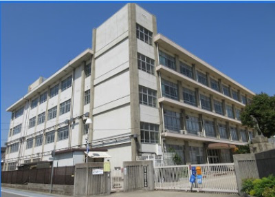 【小学校】英賀保小学校まで1446ｍ