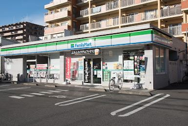 【コンビニエンスストア】ファミリーマート　小平天神町四丁目店まで446ｍ