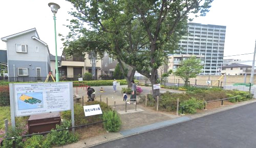 【公園】初石14号公園まで858ｍ