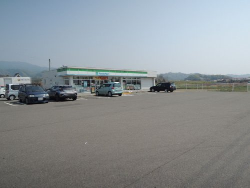 【コンビニエンスストア】ファミリーマート北条バイパス店まで836ｍ