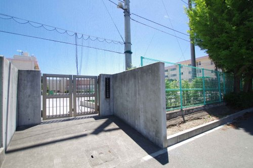 【中学校】川崎市立王禅寺中央中学校まで674ｍ