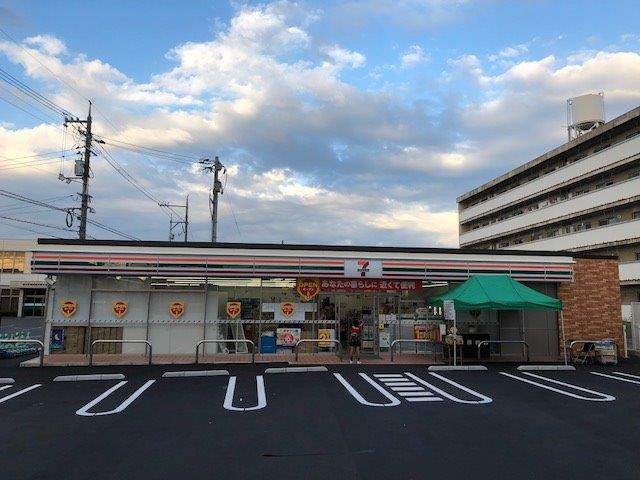 【コンビニエンスストア】セブンイレブン　福山本庄町中4丁目店まで337ｍ