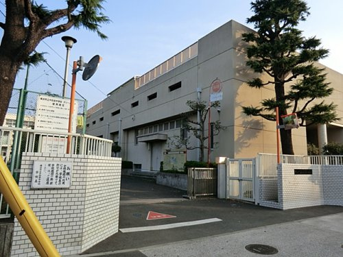 【中学校】横浜市立中和田中学校まで242ｍ