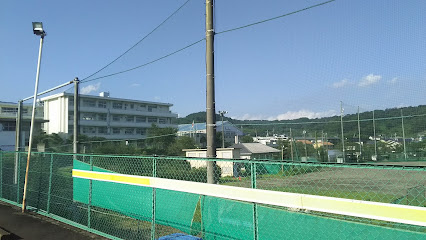 【高校】　群馬県立榛名高校まで542ｍ