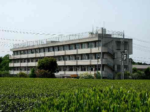 【小学校】入間市立　高倉小学校まで750ｍ