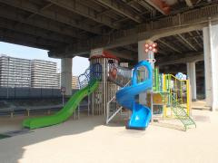 【公園】堤通公園内交通公園まで557ｍ
