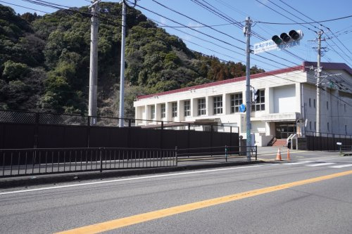 【中学校】唐津市立厳木中学校まで482ｍ