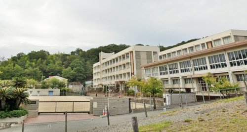 【小学校】姫路市立青山小学校まで1083ｍ