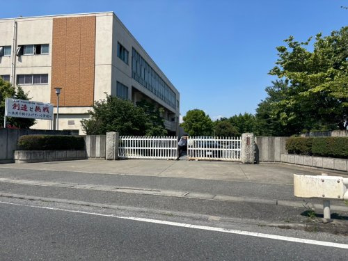 【中学校】三尻中学校まで2100ｍ