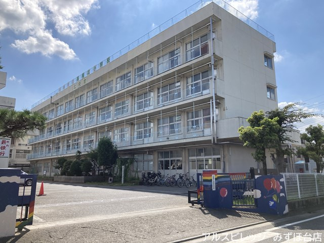 【小学校】川越市立高階北小学校まで865ｍ