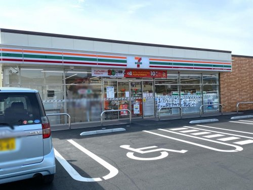 【コンビニエンスストア】セブンイレブン　熊谷第2北大通り店まで1047ｍ
