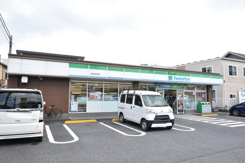 【コンビニエンスストア】ファミリーマート　春日部大場店まで620ｍ