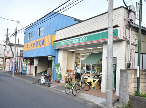 【コンビニエンスストア】ローソンストア100　LS一ノ割駅前店まで700ｍ