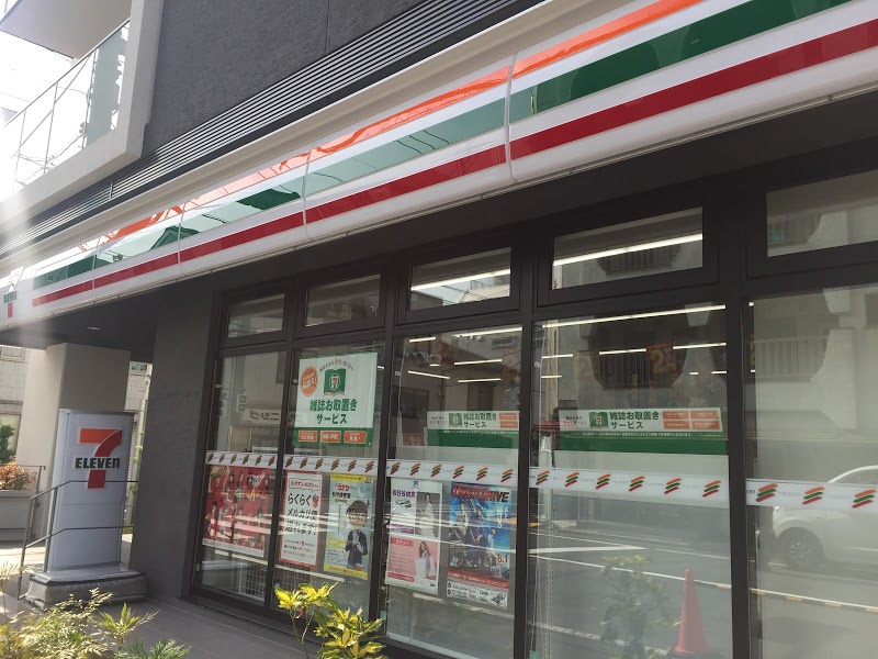 【コンビニエンスストア】セブンイレブン　墨田横川5丁目店まで140ｍ