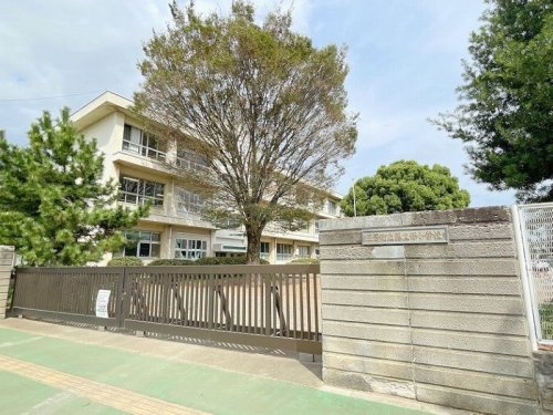 【小学校】三芳町立藤久保小学校まで803ｍ