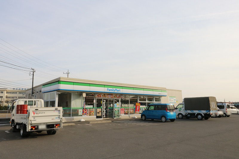【コンビニエンスストア】ファミリーマート　川越牛子店まで760ｍ
