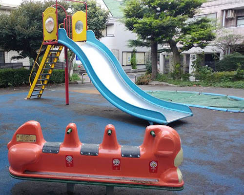 【公園】五本木児童遊園まで192ｍ