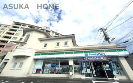 【コンビニエンスストア】ファミリーマート　サンズ瀬谷五貫目町店まで686ｍ
