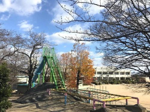 【小学校】摂津市立別府小学校まで1170ｍ