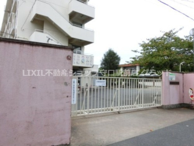 【小学校】大東市立三箇小学校まで688ｍ
